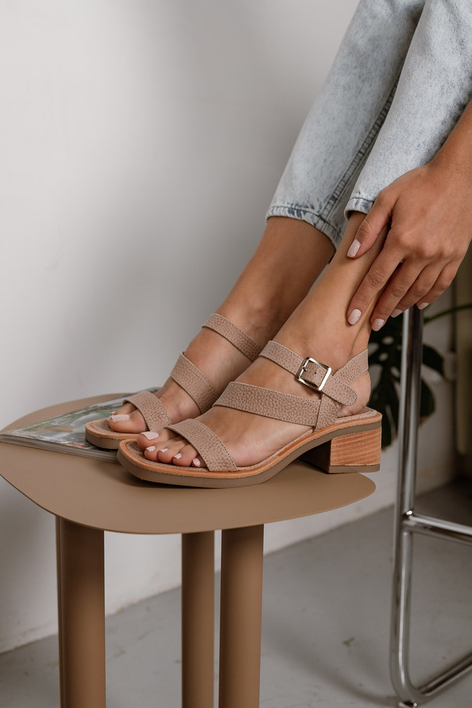 Sandalia Santorini Visón