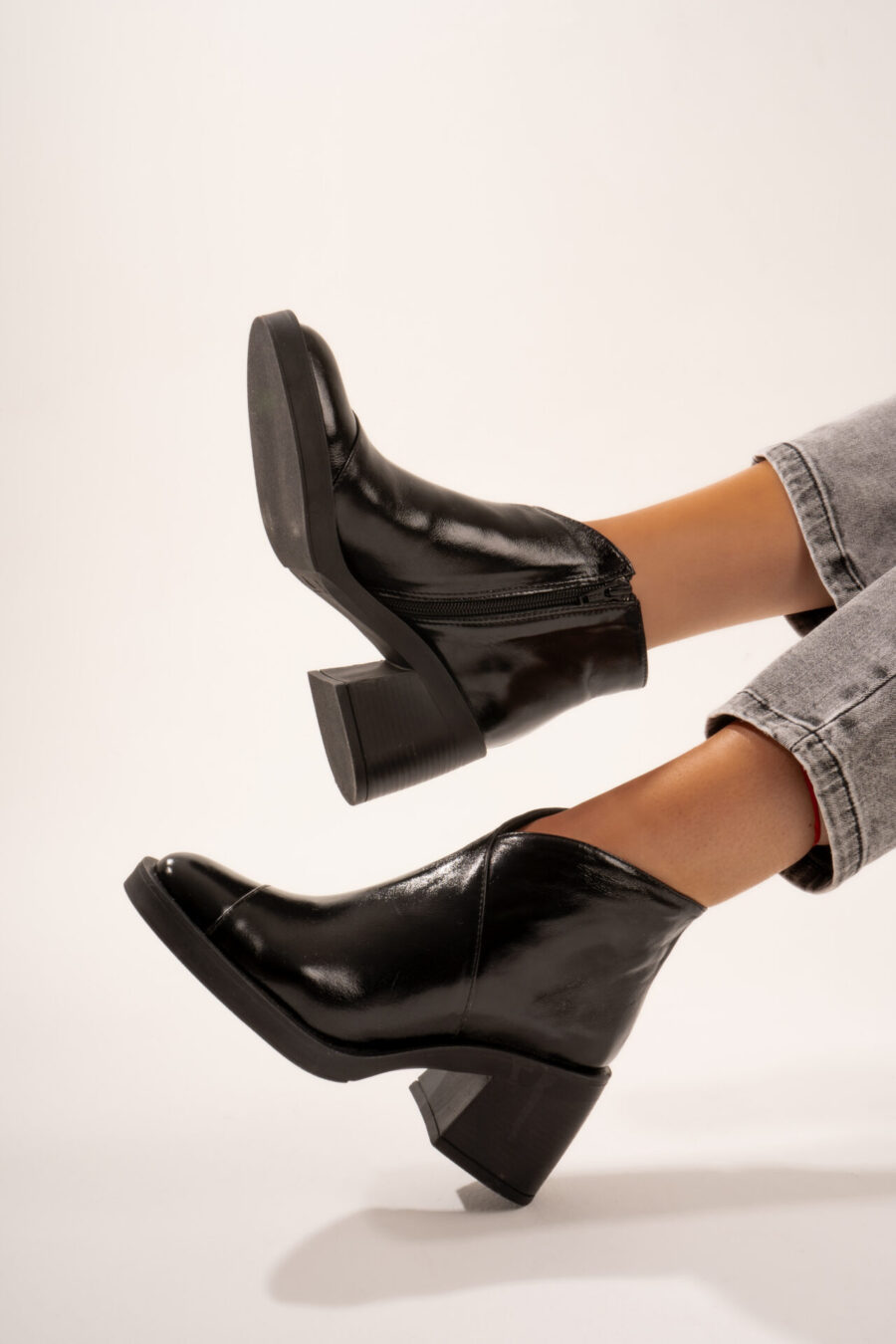 Bota Larimar Full Black